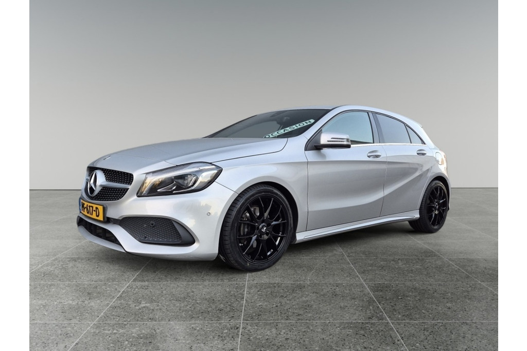 Mercedes-Benz A-Klasse 180 AMG | Led | Stoelverw | Zwarte hemel | Navi | 18 inch | Nap 52181319-0.jpg | DMC Automotive