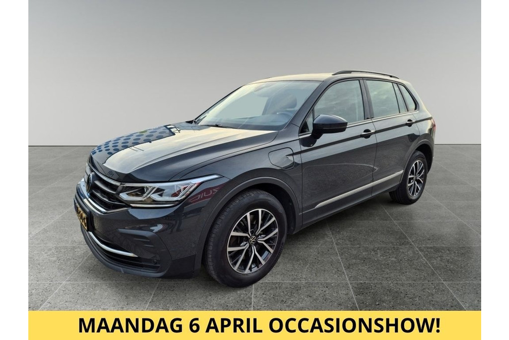Volkswagen Tiguan 1.4 TSI eHybrid | IQ.Light | Airco | Navi | 360*camera | Stuurve 52280420-0.jpg | DMC Automotive