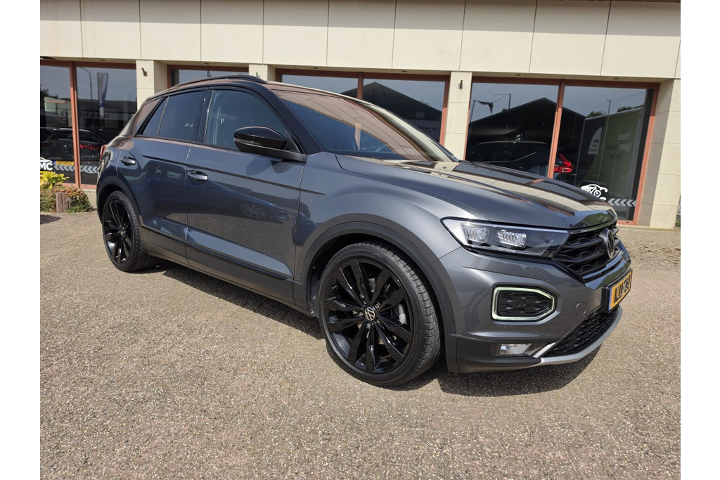 Volkswagen T-Roc Sport | Blackstyle | 19' Suzuka | Led | Pano | Navi | Cruise | A 53351008-0.jpg | DMC Automotive