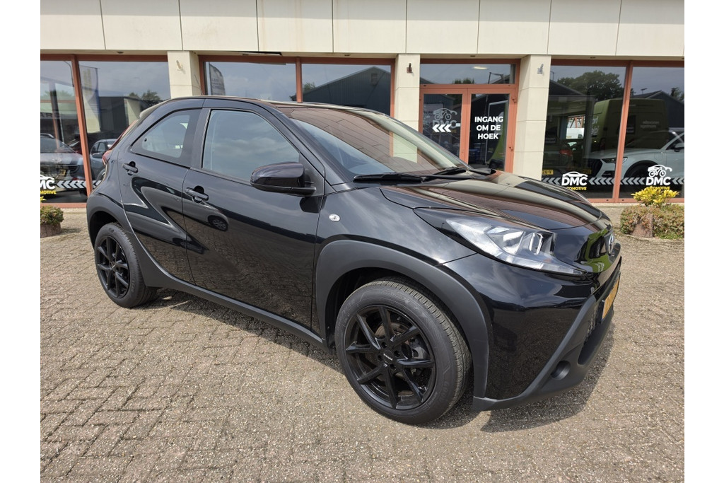 Toyota Aygo X 1.0 VVT-i MT Play | Adap Cruise Contr| NAP | Nieuwe Velgen & Ban 54390705-0.jpg | DMC Automotive