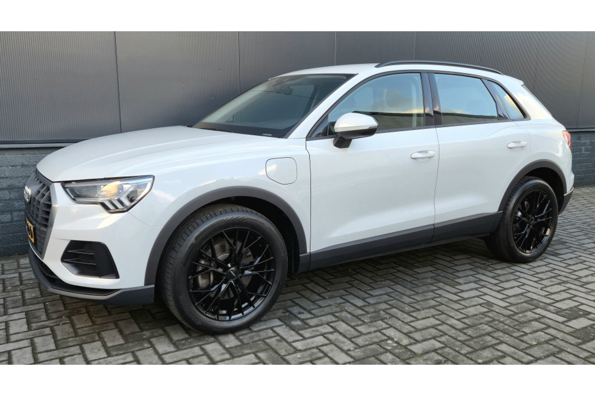 Audi Q3 45 TFSI e edition | Hybride | Led | Clima | Navi | ACC | 19 inch 48615526-0.jpg | DMC Automotive