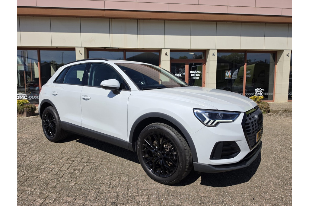 Audi Q3 Attitude Plus 1.4 45 TFSIe Hybrid S-Tronic PHEV|Cruise Contr|App 51763348-0.jpg | DMC Automotive