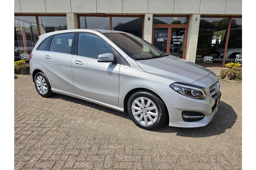Mercedes-Benz B-Klasse 180 Ambition Navi | Cruise-control | Airco | Lm- velgen | 52458372-0.jpg | DMC Automotive