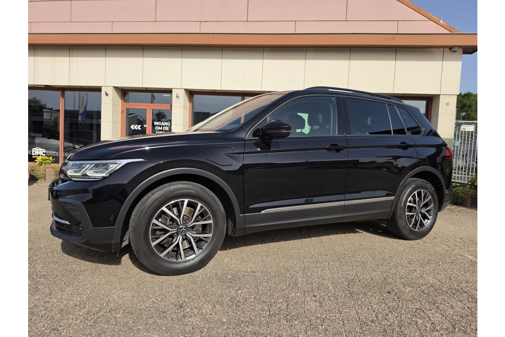Volkswagen Tiguan Life eHybrid | Camera | Navi | Clima | Park Assist | ErgoActive 53660328-0.jpg | DMC Automotive
